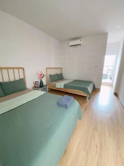 带浴缸的四人房 — PAPAYA HOTEL & Café 2